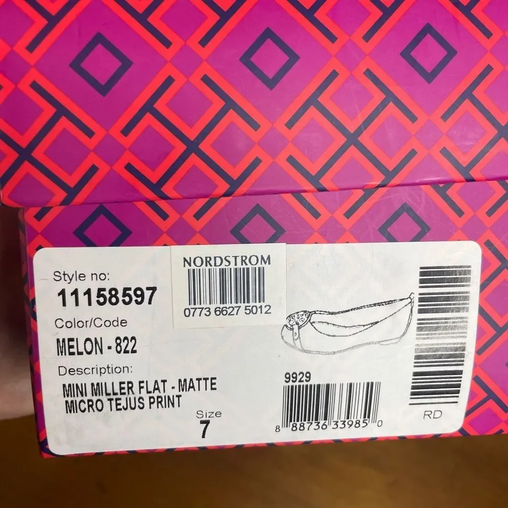 Tory Burch ballet Flats, Mellon/pink. Iconic cutout detail miller
